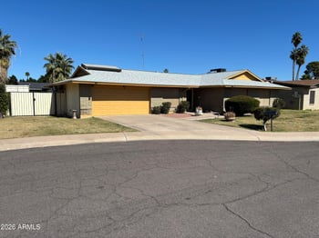 4510 Laurie Ln, Glendale, AZ 85302