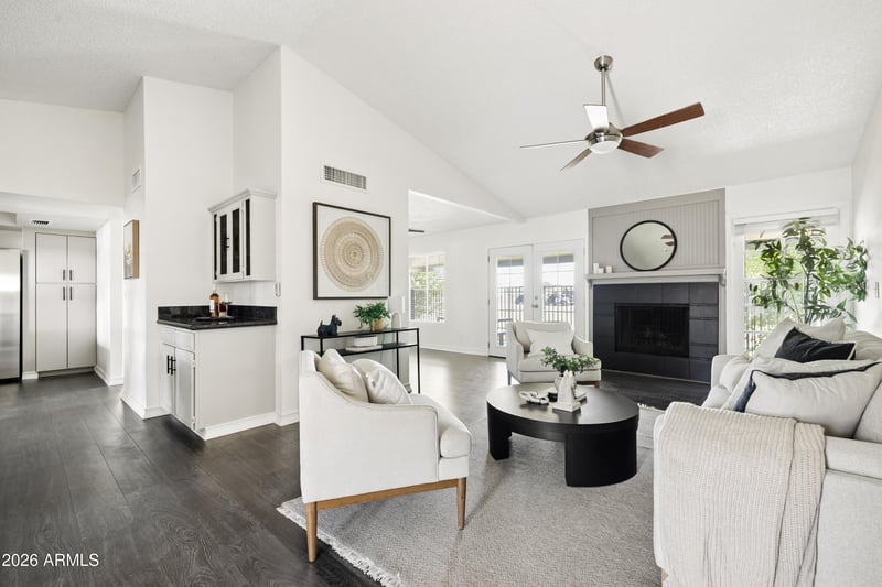 4510 Continental Dr, Glendale, AZ 85308