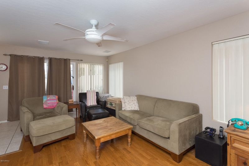 4511 E Sandia St, Phoenix, AZ 85044