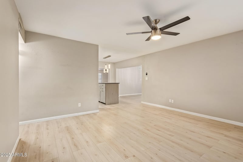 4511 Palm Ln, Phoenix, AZ 85035