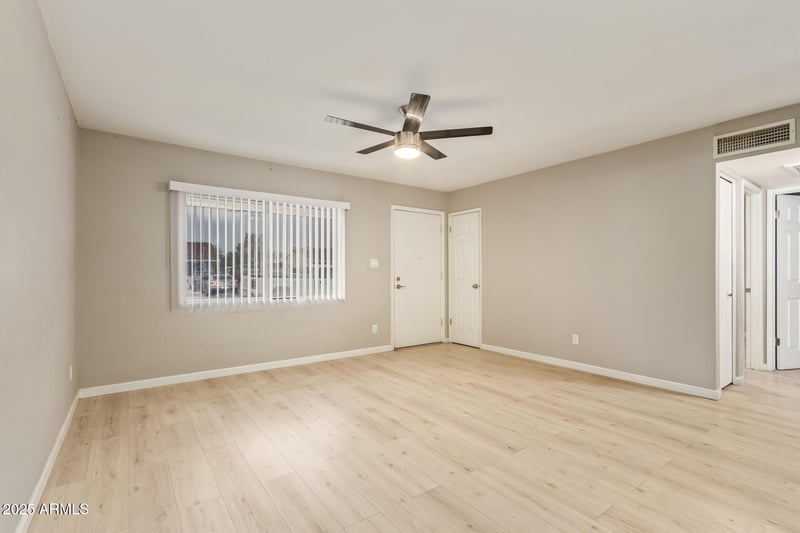 4511 Palm Ln, Phoenix, AZ 85035