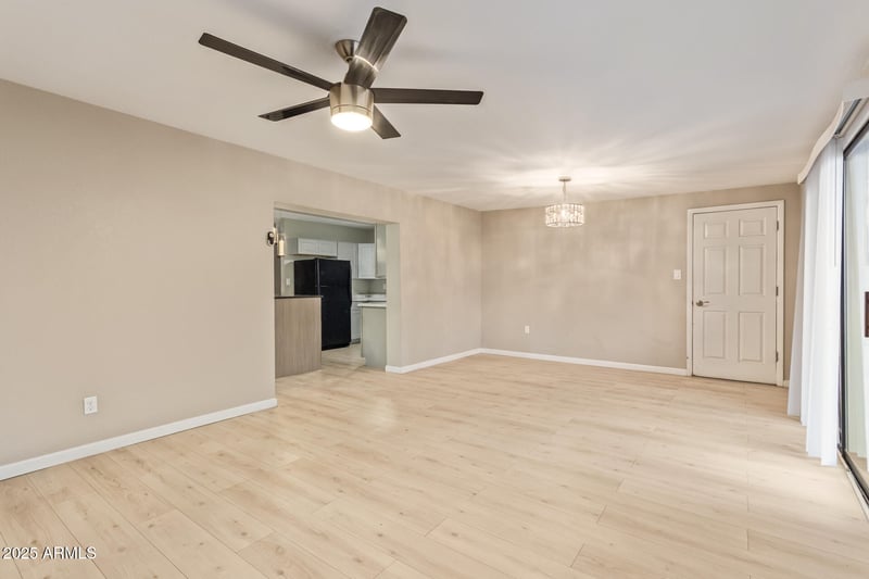 4511 Palm Ln, Phoenix, AZ 85035
