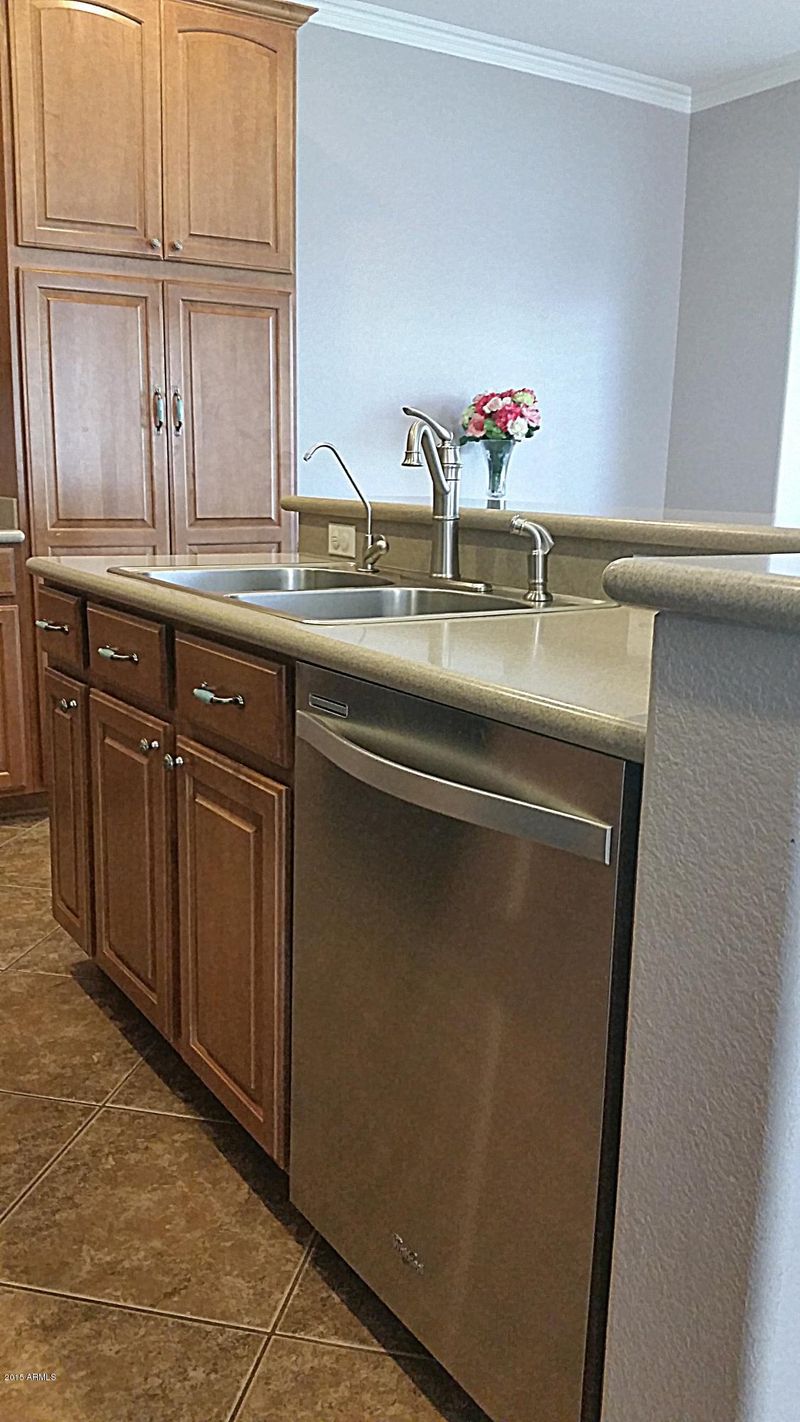 4512 E County Down Dr, Chandler, AZ 85249