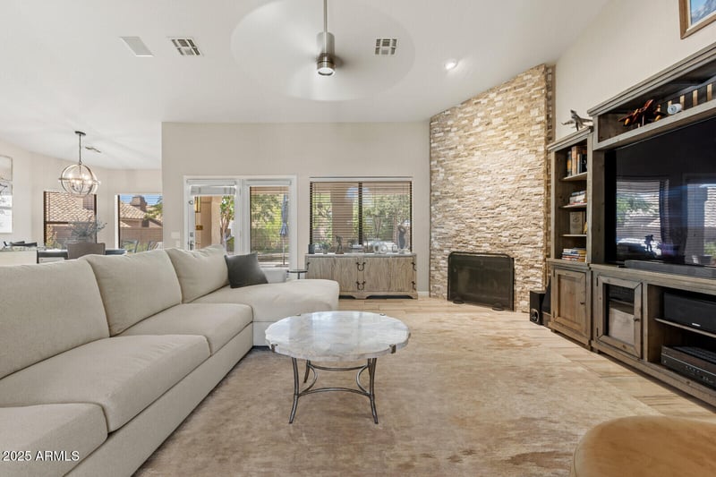4513 Barwick Dr, Cave Creek, AZ 85331