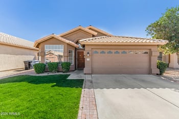 4513 Dry Creek Rd, Phoenix, AZ 85044