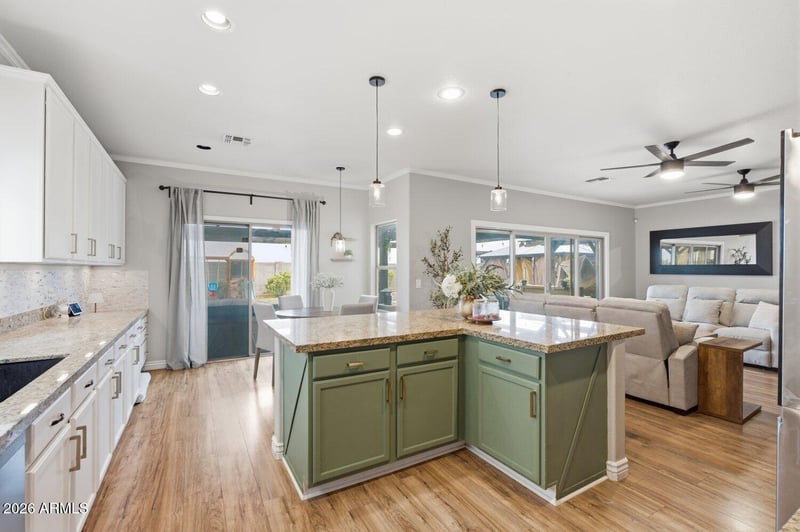 4513 Whitehall Dr, San Tan Valley, AZ 85140