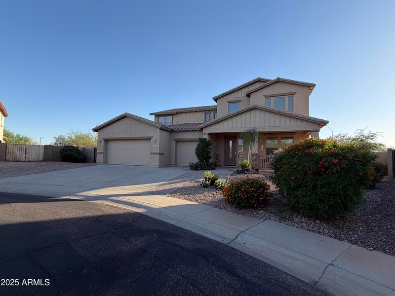 4513 Heyerdahl Dr, New River, AZ 85087