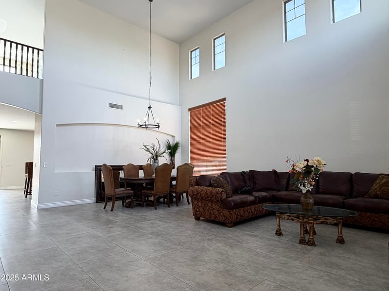 4513 Heyerdahl Dr, New River, AZ 85087