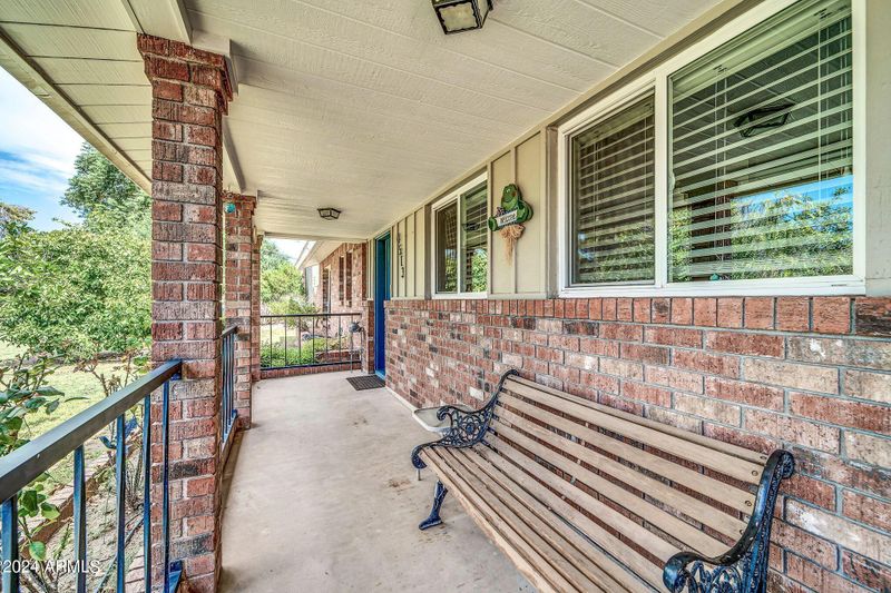 4513 N 38th St, Phoenix, AZ 85018