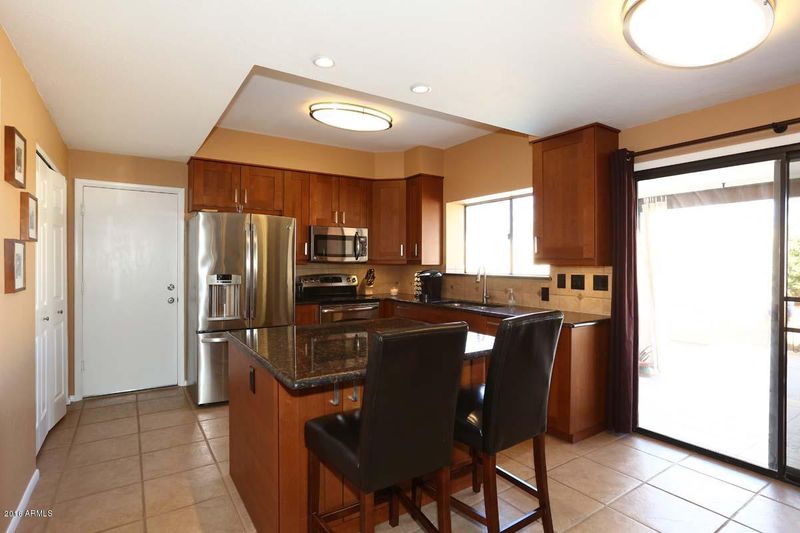 4514 E Villa Theresa Dr, Phoenix, AZ 85032