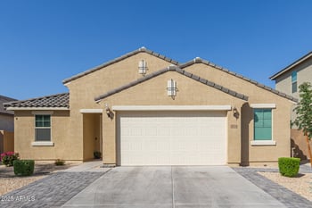 4514 Hazel Ln, San Tan Valley, AZ 85144