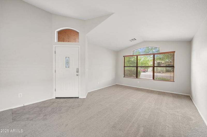 4515 Lone Cactus Dr, Phoenix, AZ 85050