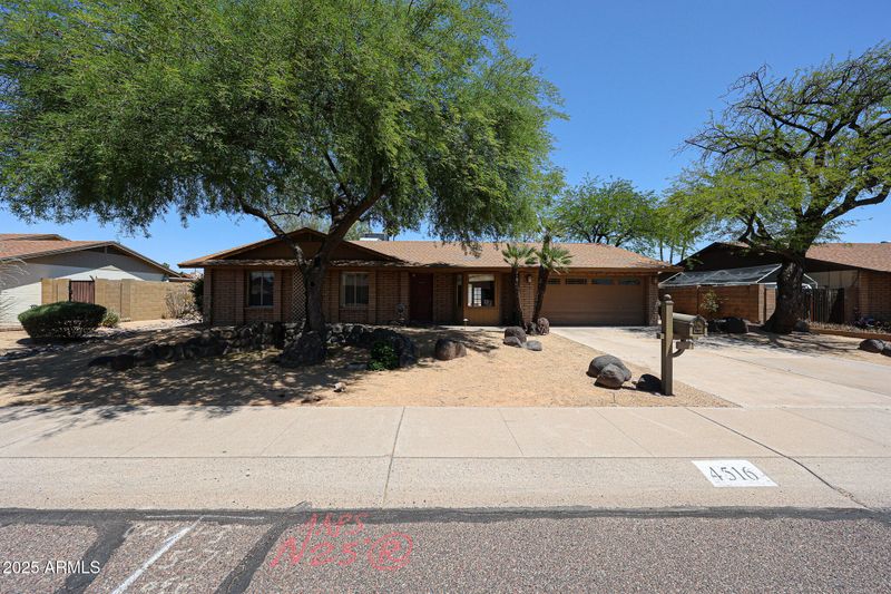 4516 E Willow Ave, Phoenix, AZ 85032