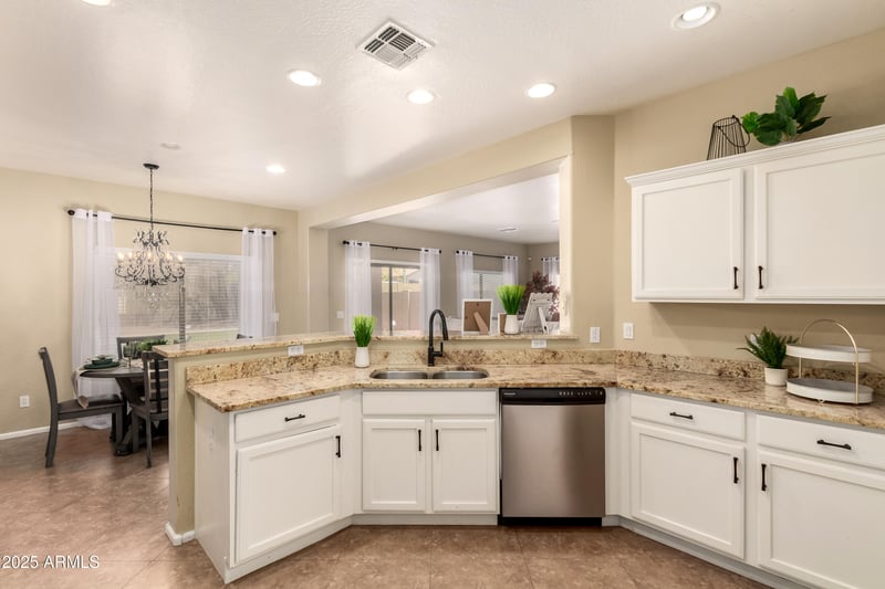4516 Fortune Dr, Phoenix, AZ 85086
