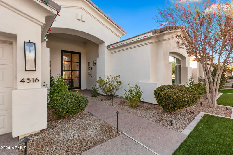 4516 S Jojoba Way, Chandler, AZ 85248