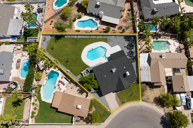4517 E Desert View Dr, Phoenix, AZ 85044