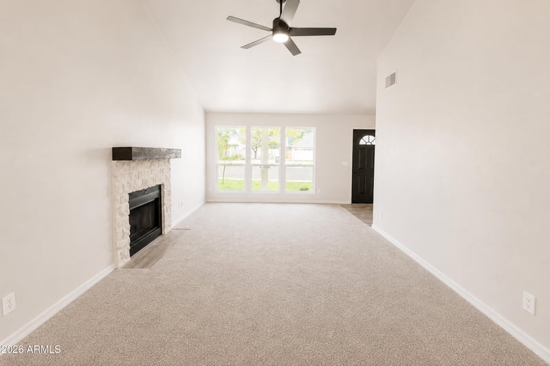 4517 E Desert View Dr, Phoenix, AZ 85044