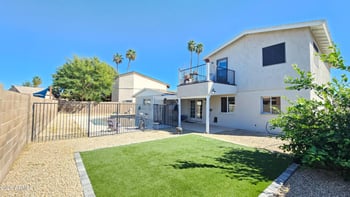 4518 Paradise Dr, Glendale, AZ 85304