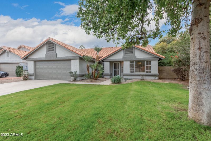 4519 E Michelle Dr, Phoenix, AZ 85032