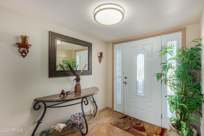 4519 W Laurel Ln, Glendale, AZ 85304