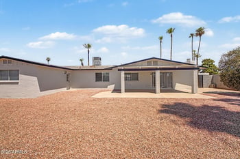 4519 Paradise Dr, Glendale, AZ 85304