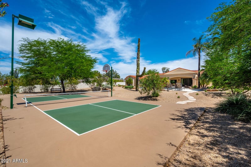 4520 E Horseshoe Rd, Phoenix, AZ 85028