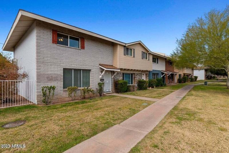 4520 N 15th Ave, Phoenix, AZ 85015