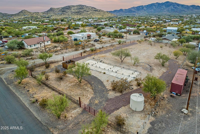 45208 N 14th St #-, New River, AZ 85087