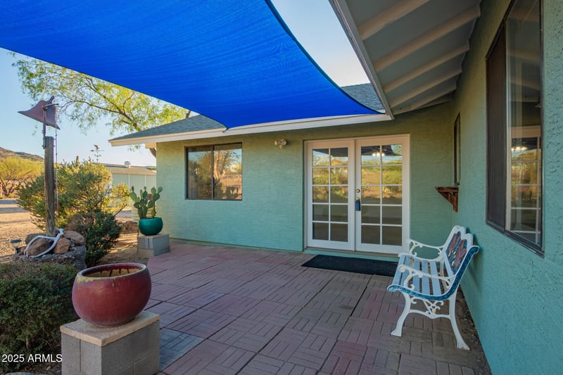 45216 10th St, New River, AZ 85087