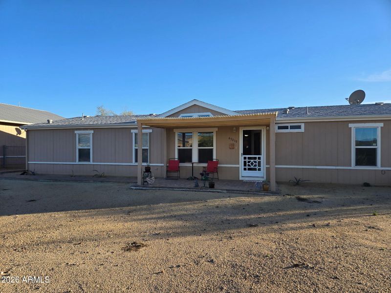 45219 N 12th St, New River, AZ 85087