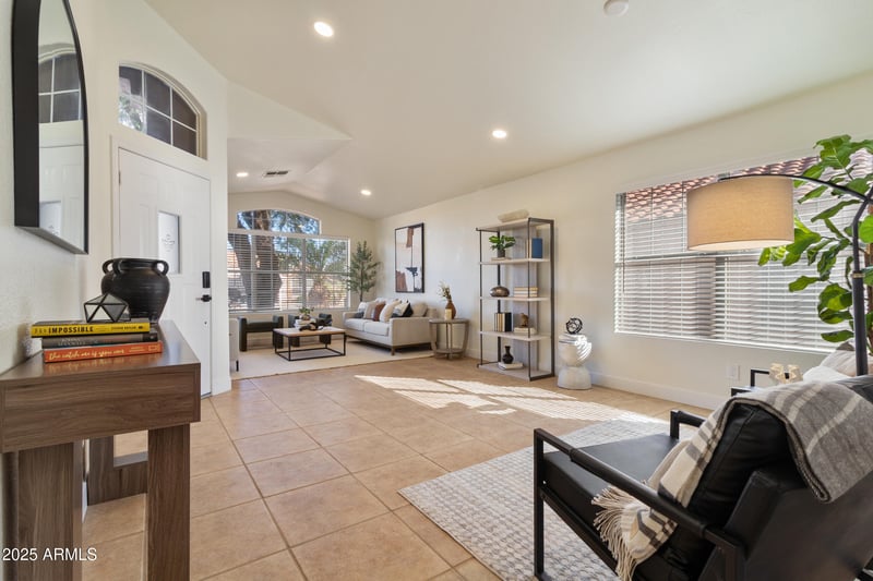 4523 Bighorn Ave, Phoenix, AZ 85044