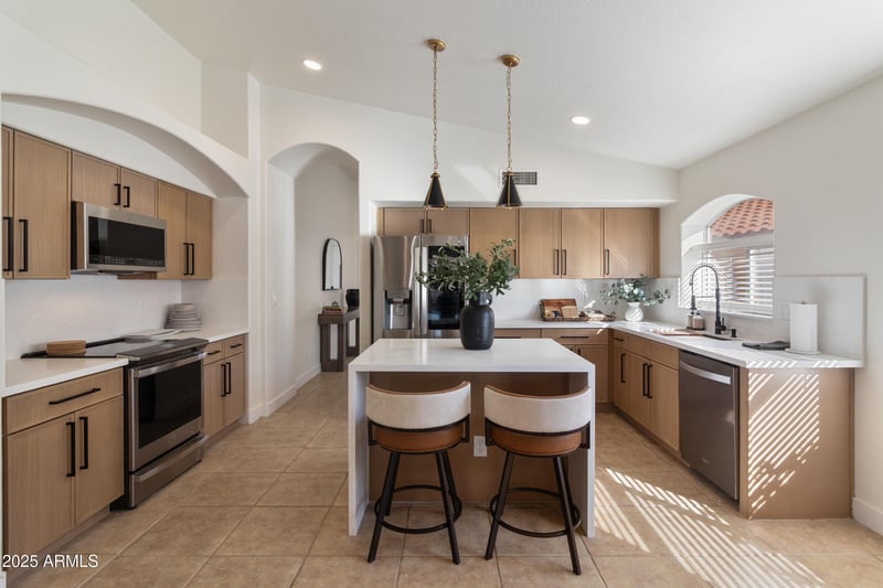 4523 Bighorn Ave, Phoenix, AZ 85044