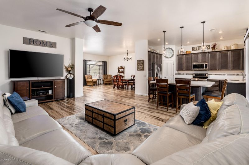 4523 E Jaeger Rd, Phoenix, AZ 85050