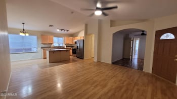 4523 Glenhaven Dr, Phoenix, AZ 85048