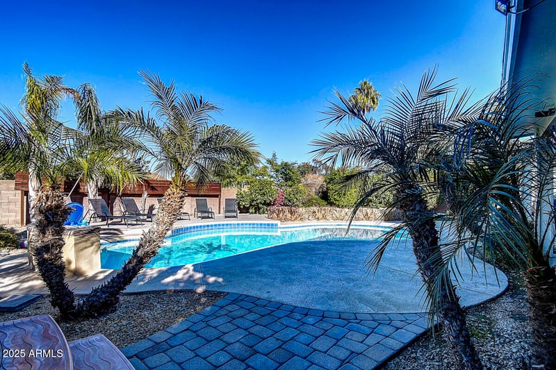 4524 Kelton Ln, Phoenix, AZ 85032