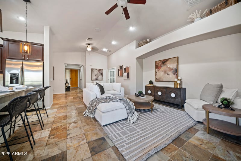 4524 Stoneman Dr, Phoenix, AZ 85086