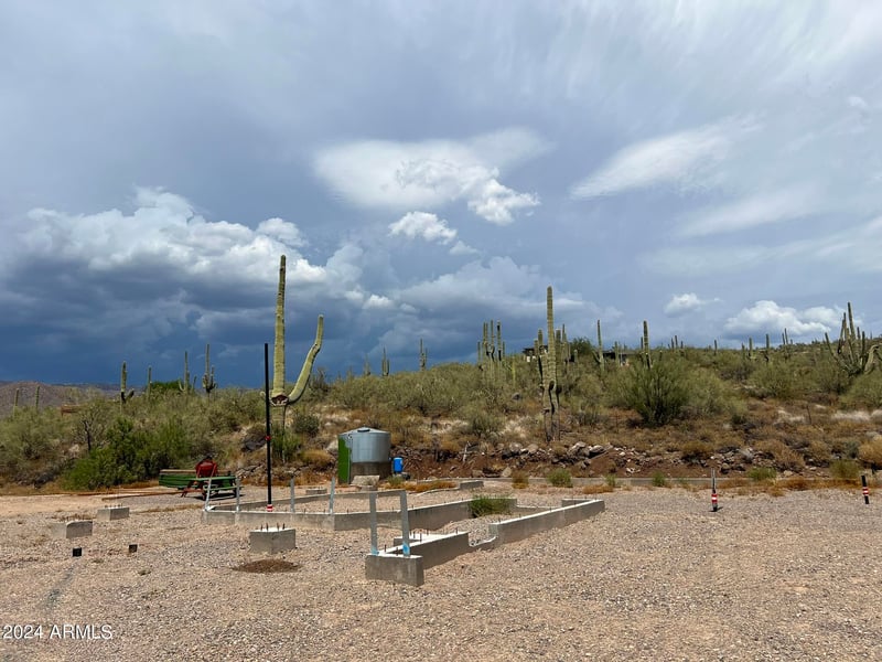 45245 22nd St #-, New River, AZ 85087