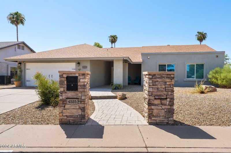 4525 E Paradise Ln, Phoenix, AZ 85032