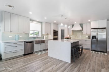 4525 Paradise Ln, Phoenix, AZ 85032