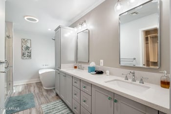 4525 Paradise Ln, Phoenix, AZ 85032