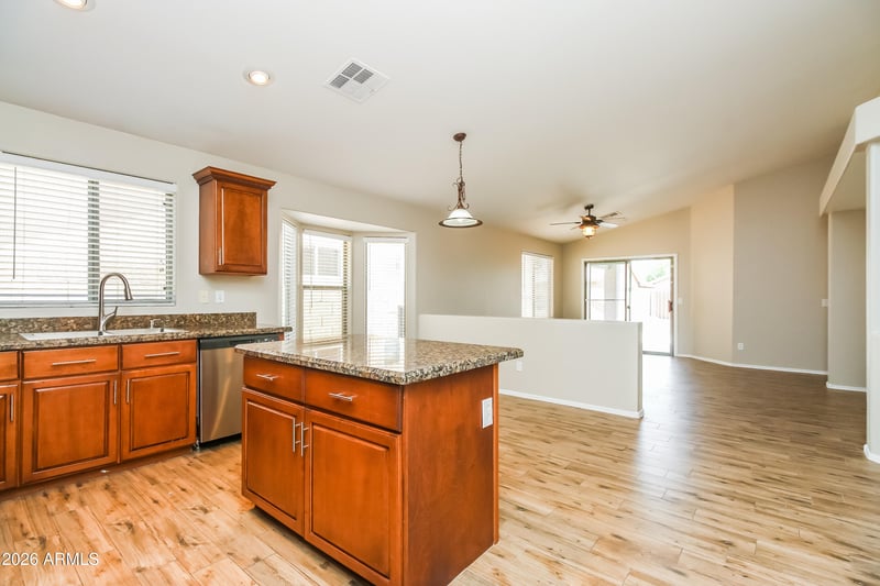 4525 S 26th Dr, Phoenix, AZ 85041