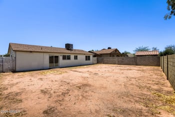 4526 E Burgess Ln, Phoenix, AZ 85042