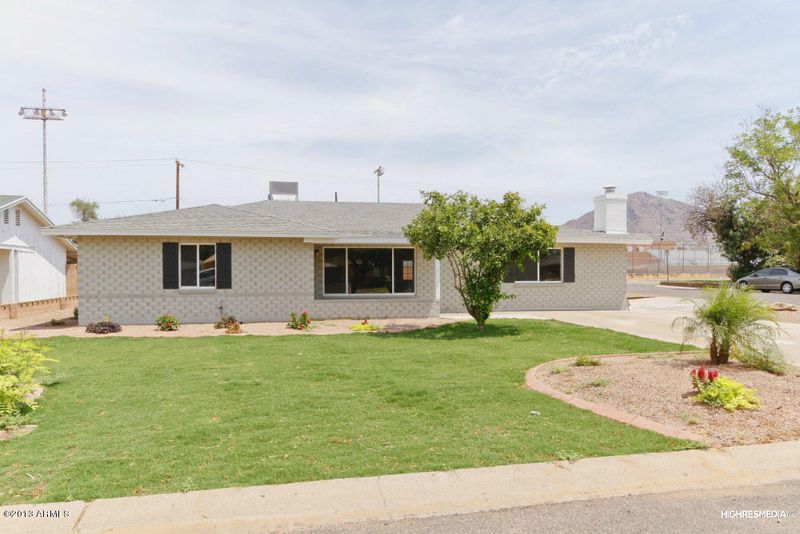 4526 E Clarendon Ave, Phoenix, AZ 85018
