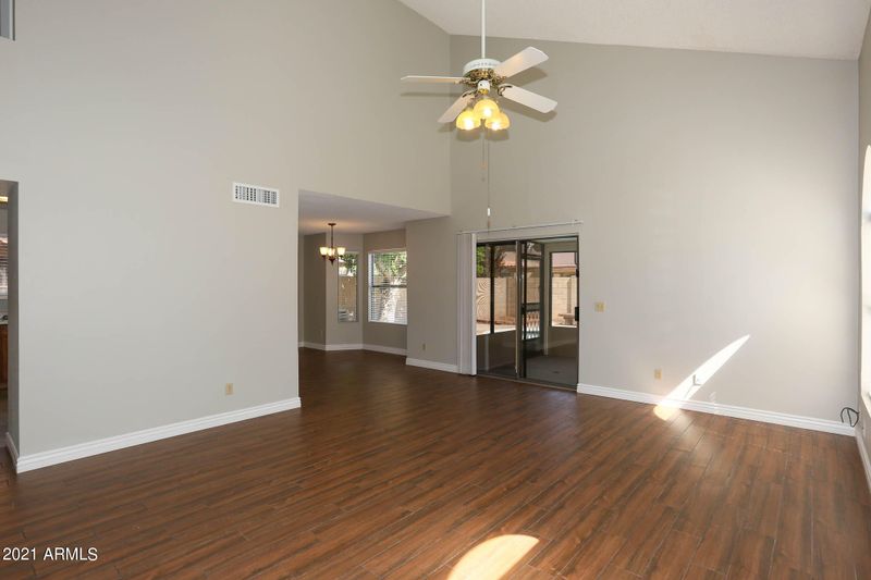 4526 E Grove Ave, Mesa, AZ 85206