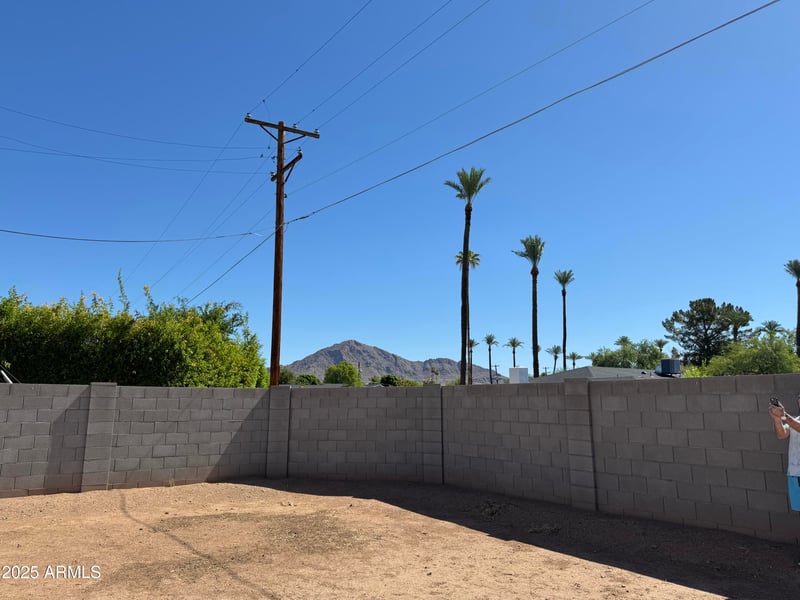4526 Earll Dr, Phoenix, AZ 85018