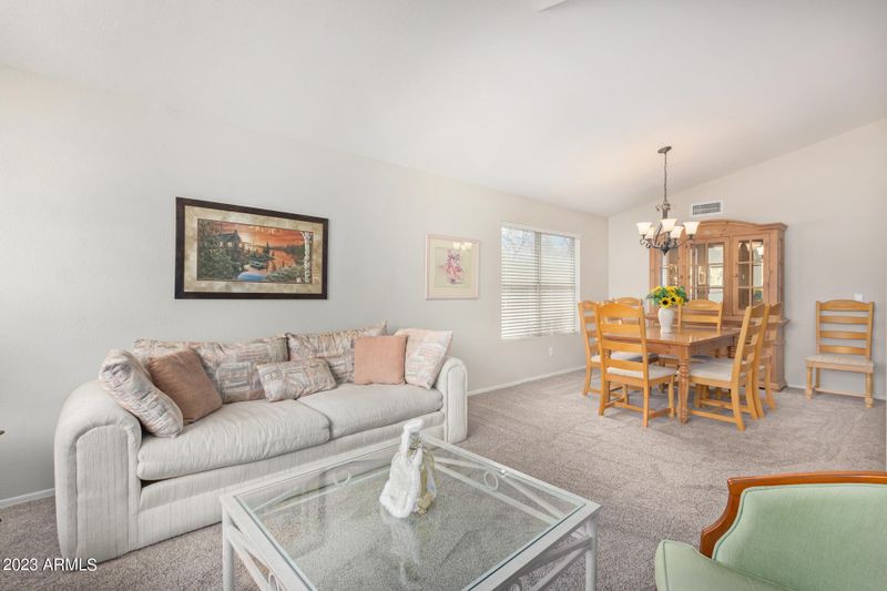 4527 E Mossman Rd, Phoenix, AZ 85050