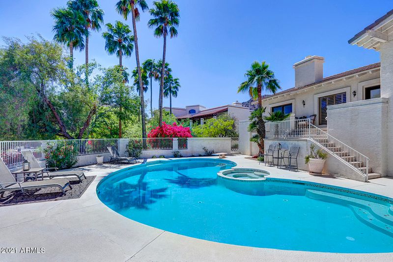 4528 E Via Los Caballos --, Phoenix, AZ 85028
