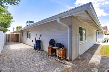4528 Echo Ln, Glendale, AZ 85302