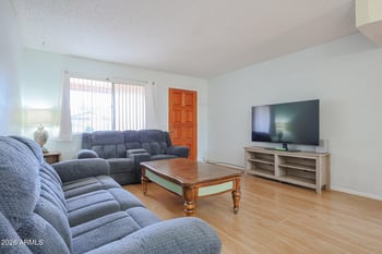 4528 Sanna St, Glendale, AZ 85302