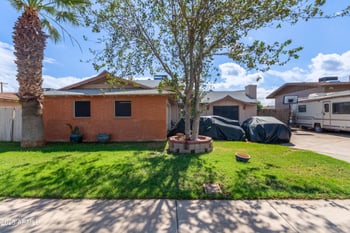 4529 Berridge Ln, Glendale, AZ 85301